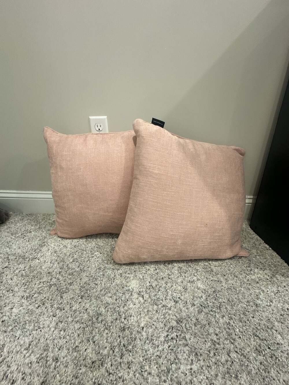 Milli Home Solid Pink Textured Decorative Throw Pillows